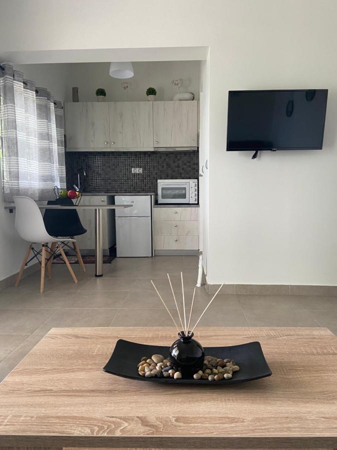 M & F House Villa Oropósz Kültér fotó