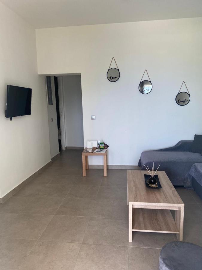 M & F House Villa Oropósz Kültér fotó